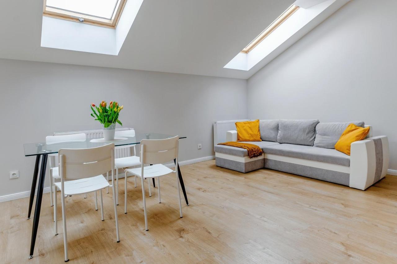 Apartament W Centrum, Zarezerwuj Teraz Apartment ลูบลิน ภายนอก รูปภาพ